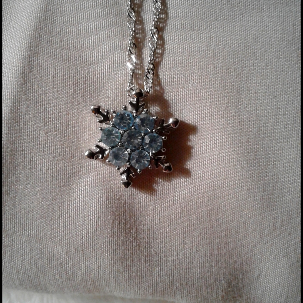 Blue Snowflake Necklace. Stones CZ